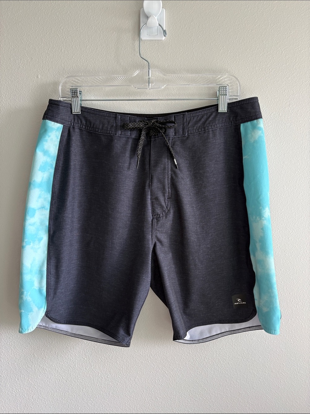 Rip Curl Mirage Ultimate Stretch Boardshorts - Men’s 32, Charcoal Gray & Aqua